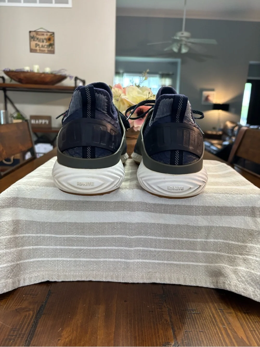 Puma Navy golf shoes - Picture 4 of 5